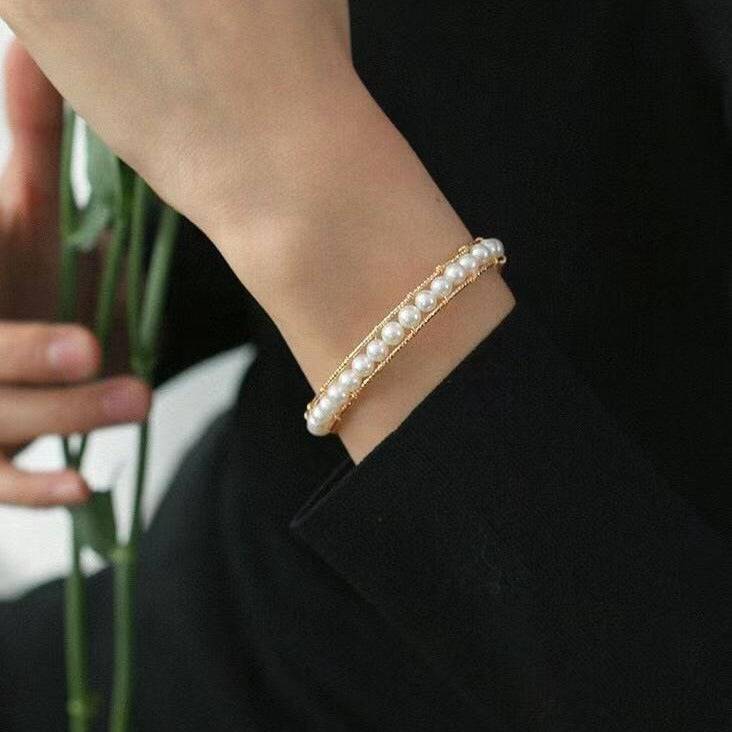 Bolo Pearl Bracelet in 14K Yellow Gold