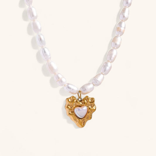 Elegant Heart Pearl Collar Necklace