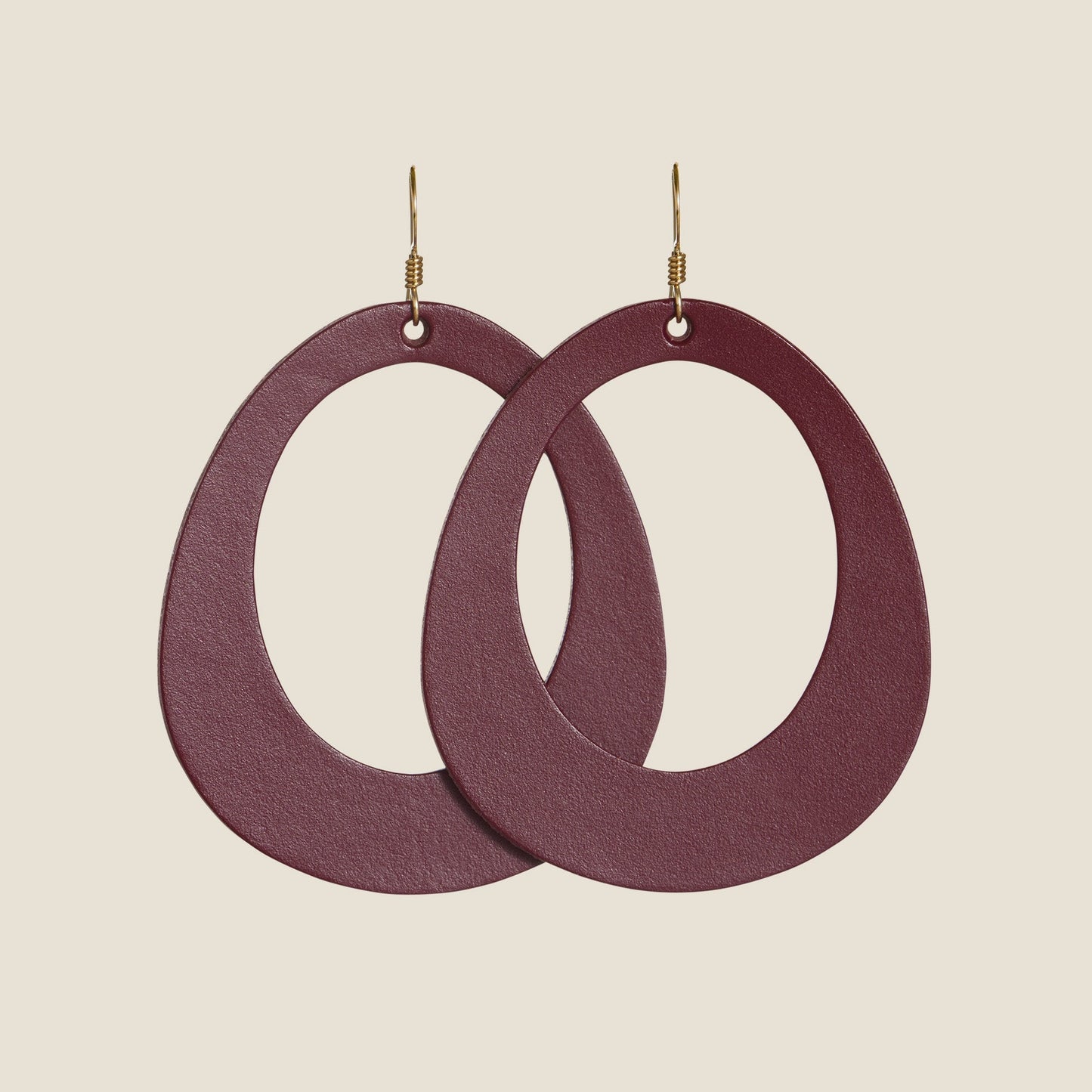 Burgundy Willows Necklace in Elegant Design