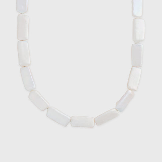 statement chunky baroque pearl necklace