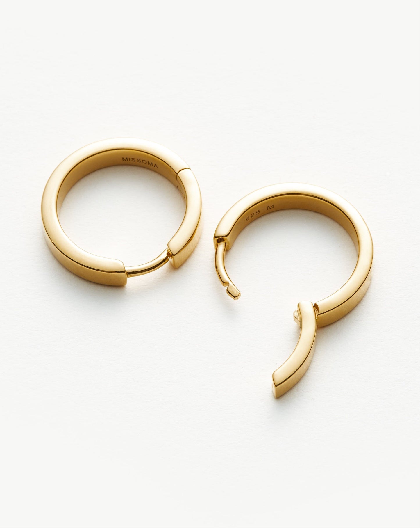 Small Classic Flat Hoop Earrings in 18k Gold Vermeil