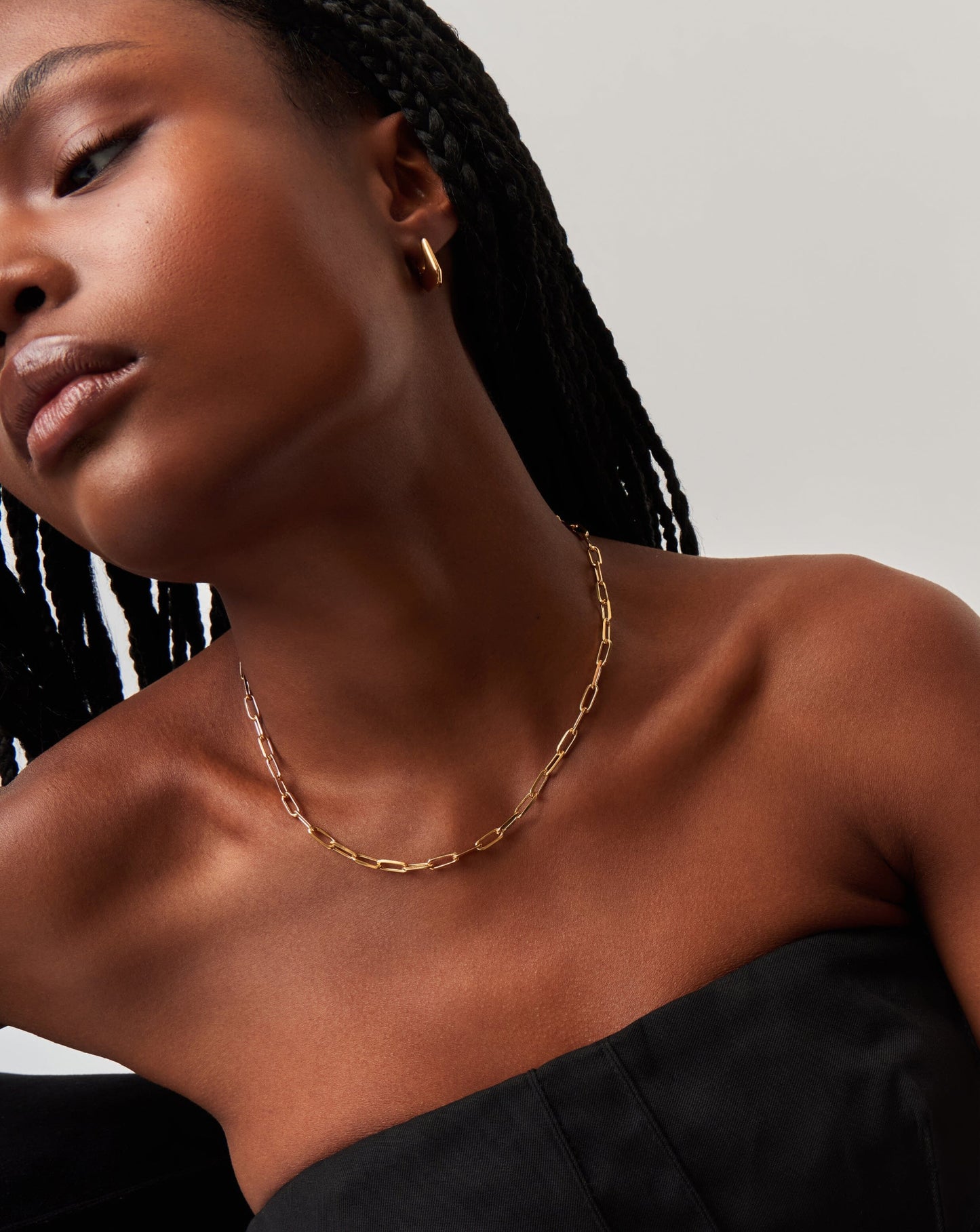 Mini Short Paperclip Chain Necklace in 18k Gold Plated