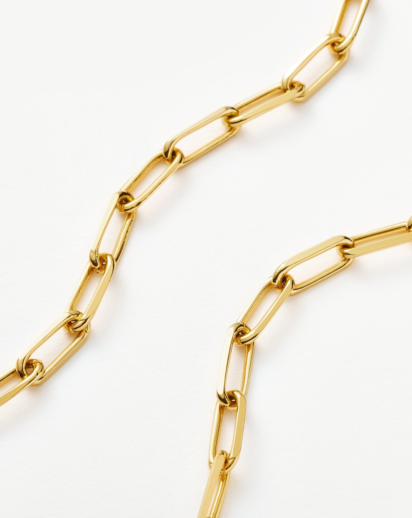 Mini Short Paperclip Chain Necklace in 18k Gold Plated