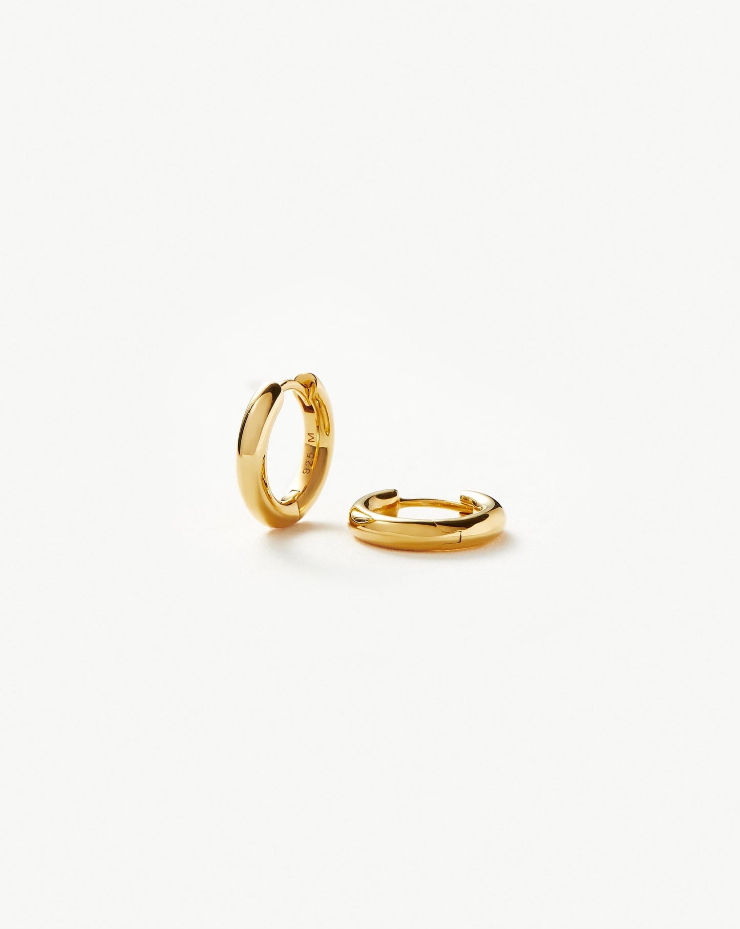 Mini Hoop Earrings in 18k Gold Plated Design