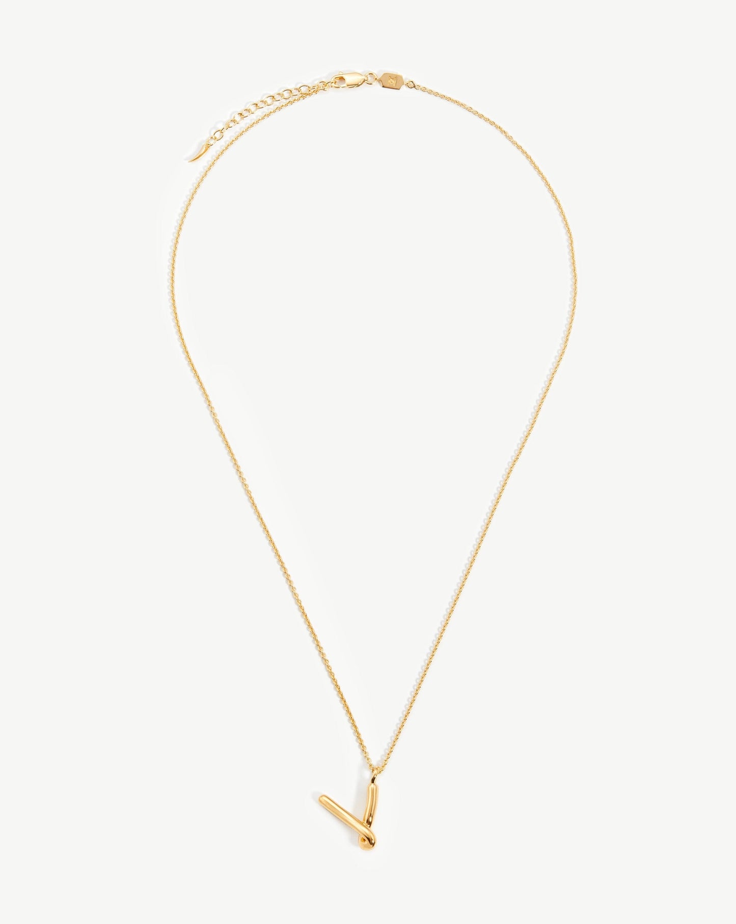 Curly Molten Initial Pendant Necklace in Gold Vermeil 12