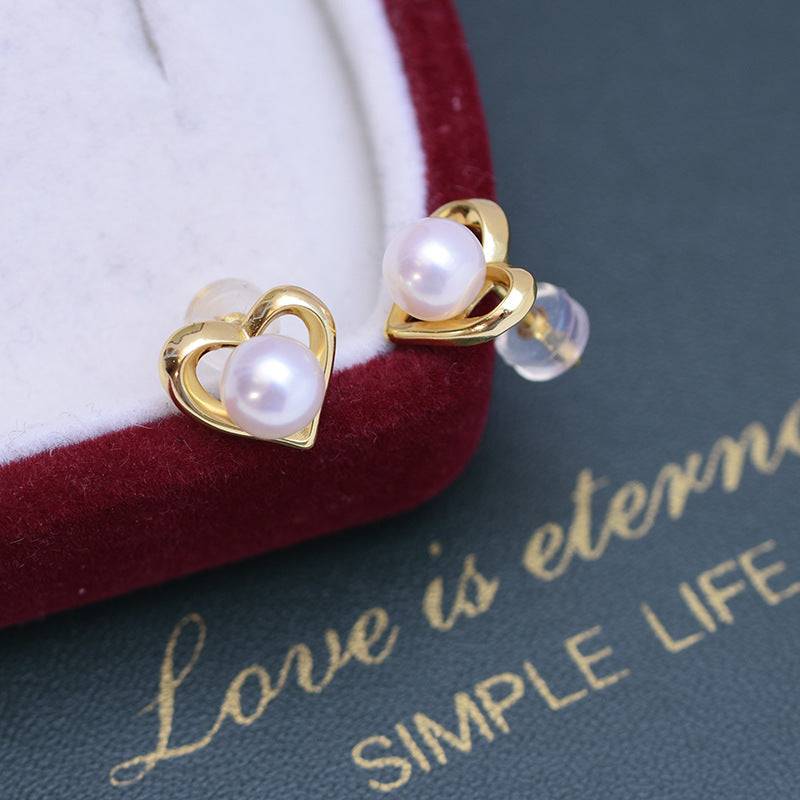 Freshwater Pearl Heart Stud Earrings 6-7mm