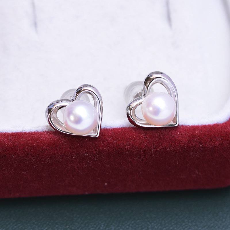 Freshwater Pearl Heart Stud Earrings 6-7mm