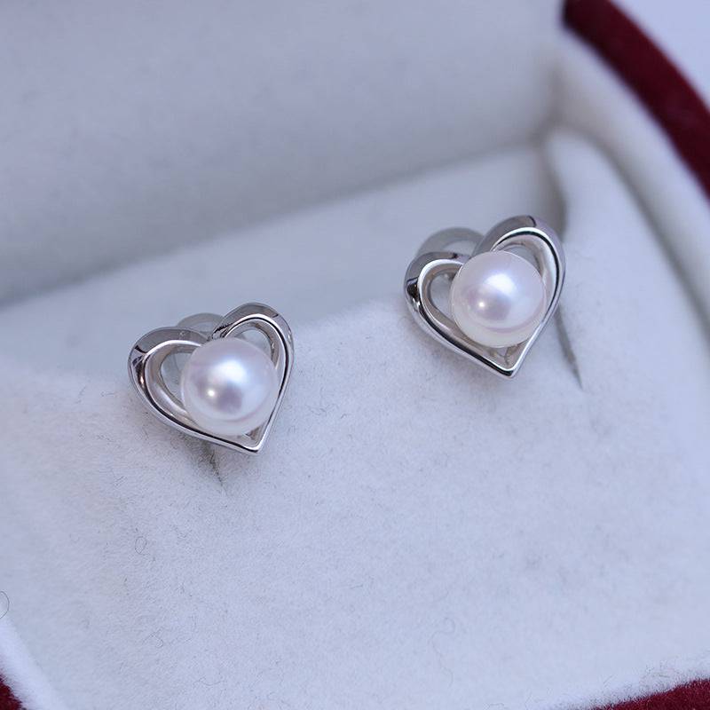 Freshwater Pearl Heart Stud Earrings 6-7mm