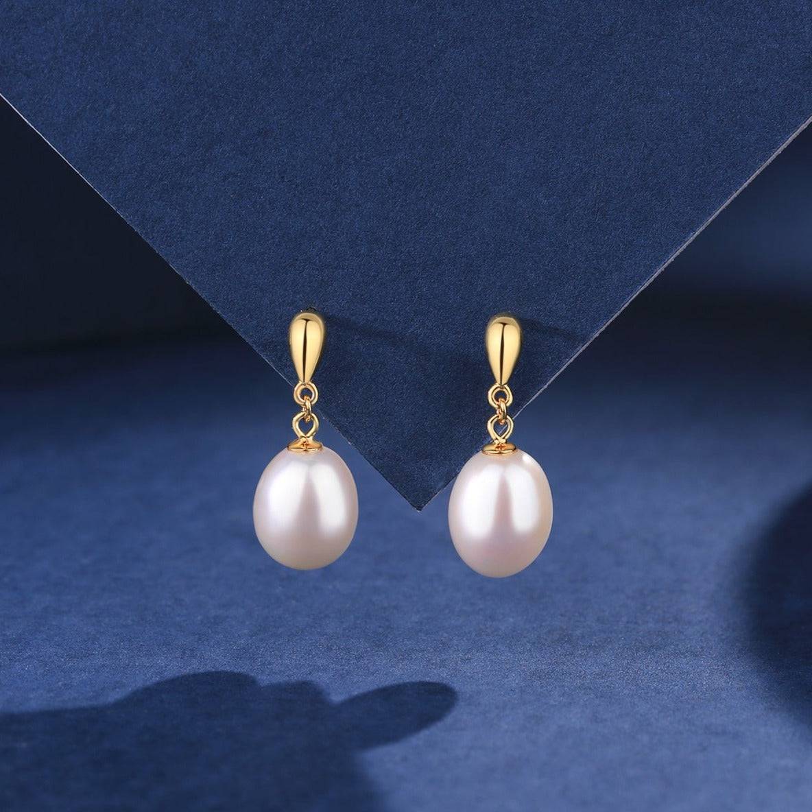 Classic Drop-shaped Freshwater Pearl Earrings in 8.5-9.5mm Size