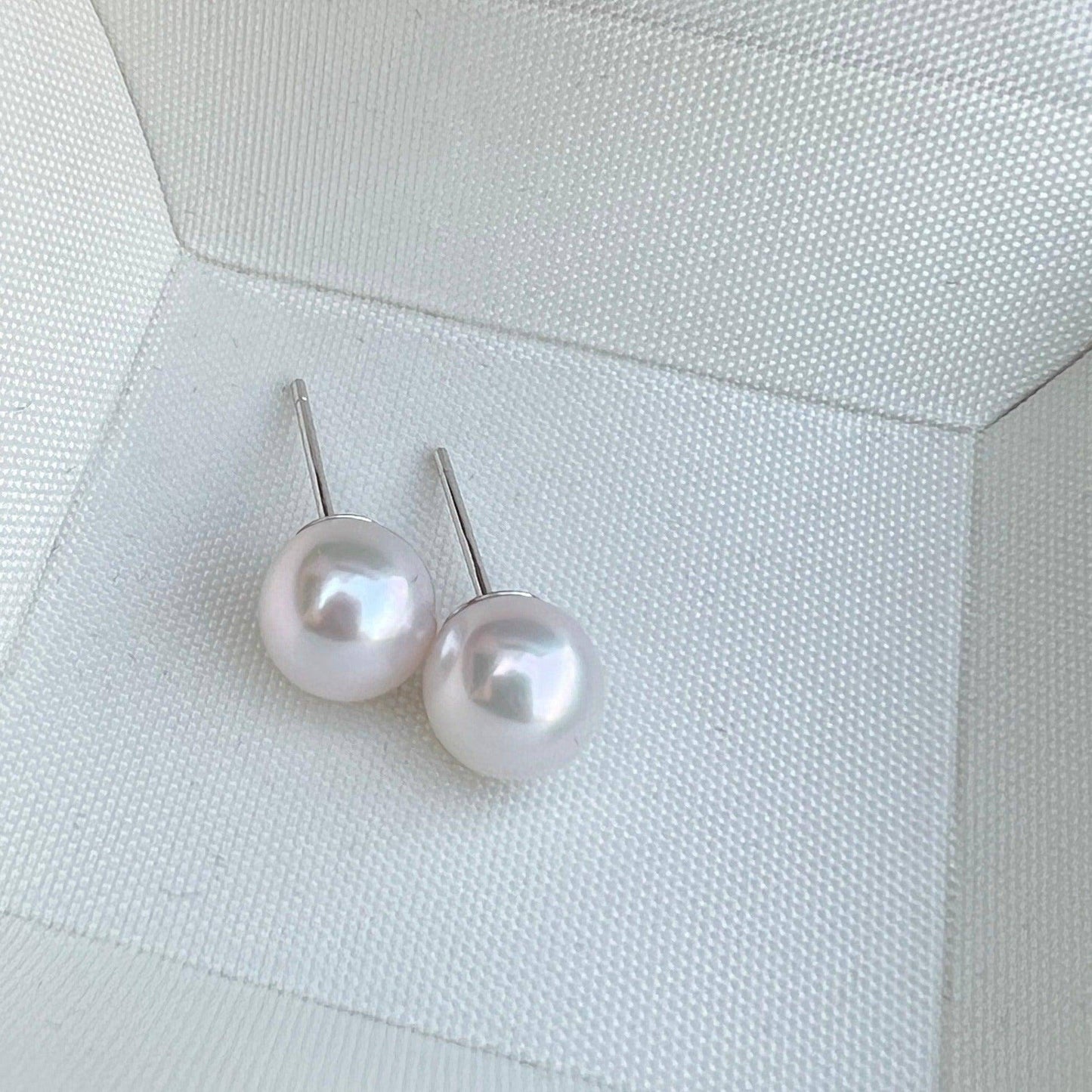 Sterling Silver Akoya Pearl Stud Earrings 8-8.5mm