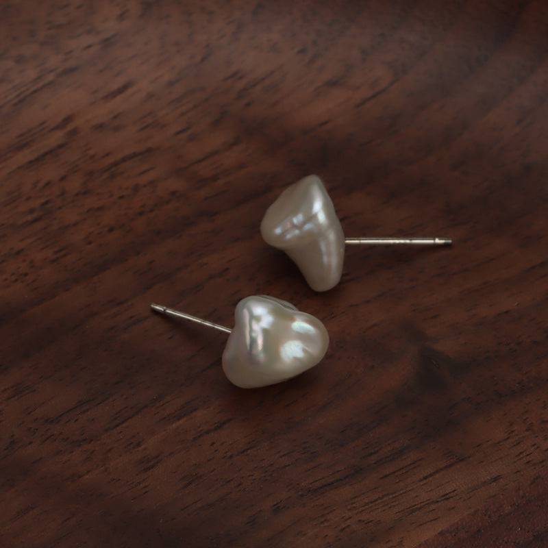 Baroque Pearl Stud Earrings in Keshi Style