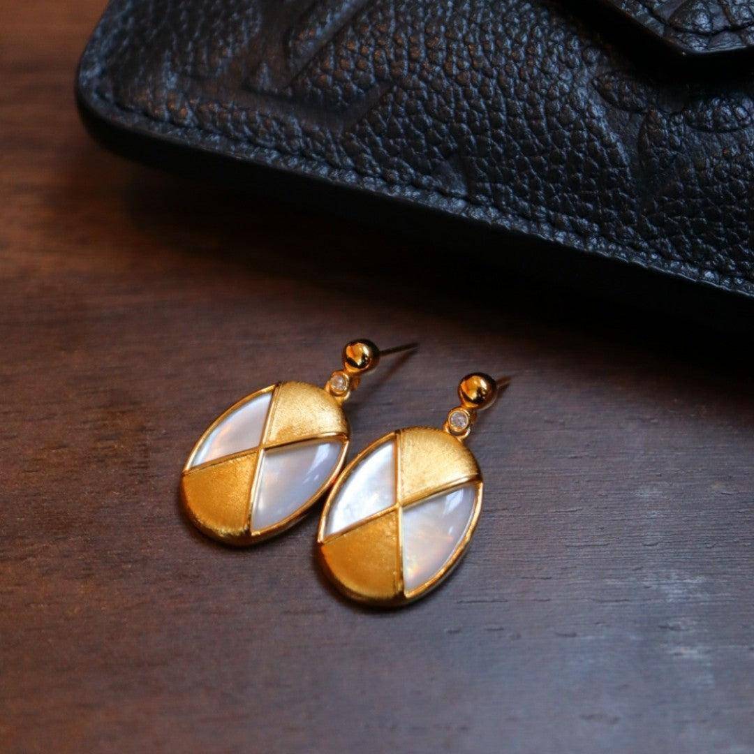 Gold Vermeil Rhombus Mother of Pearls Earrings