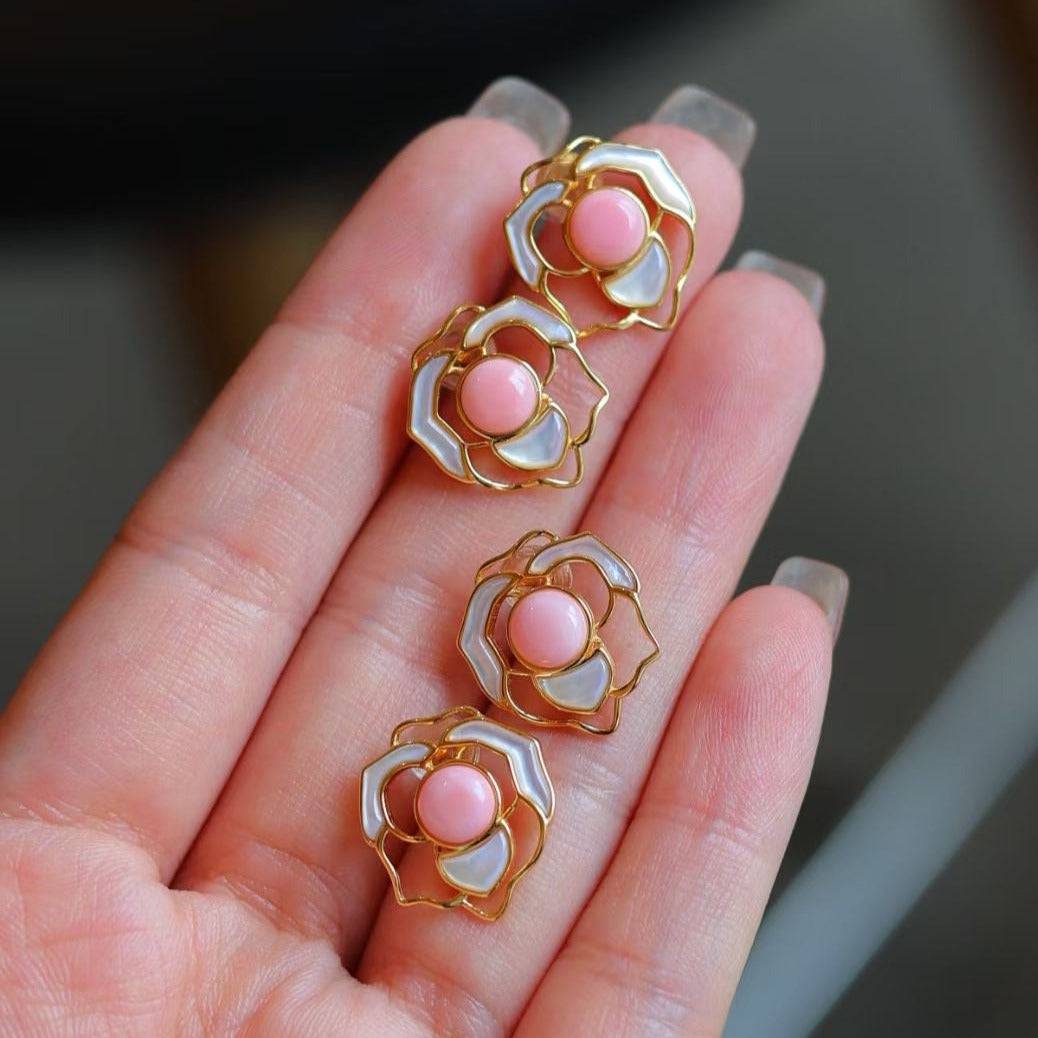 Elegant Rose Pink Conch Pearl Earrings