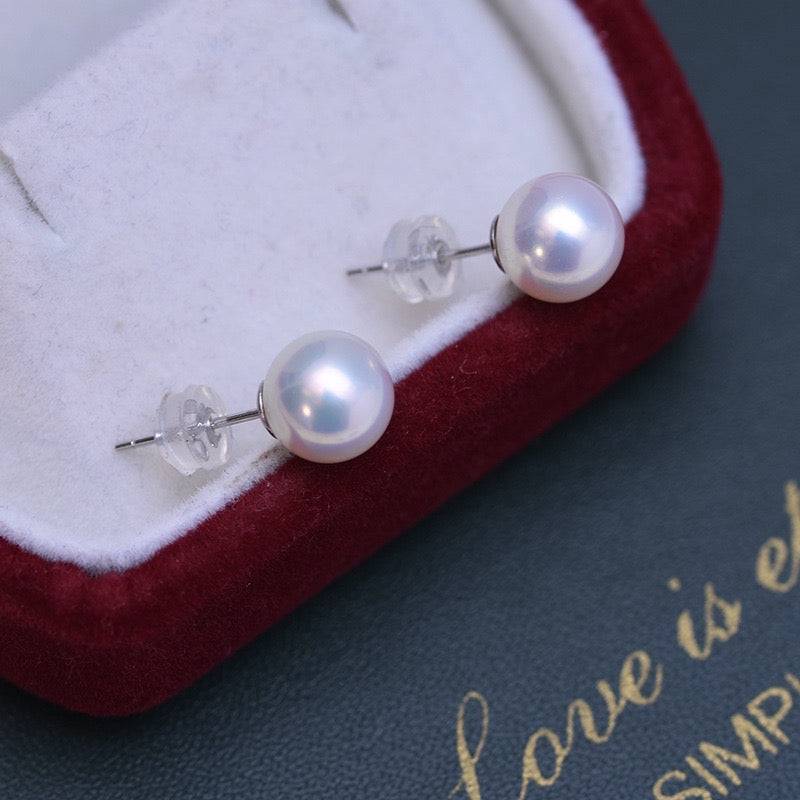 White Freshwater Round Pearl Stud Earrings