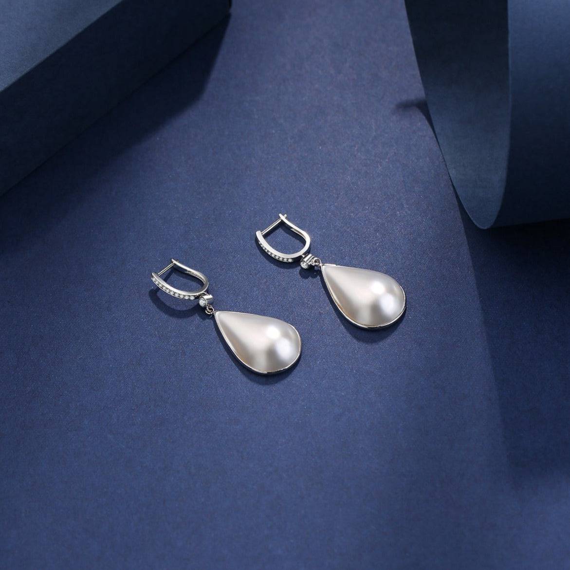 Teardrop Mabe Pearl Earrings in White Gold