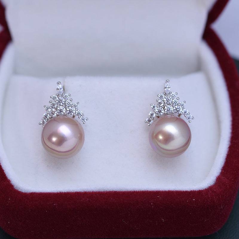 Freshwater Pearl and Queen Style Earrings