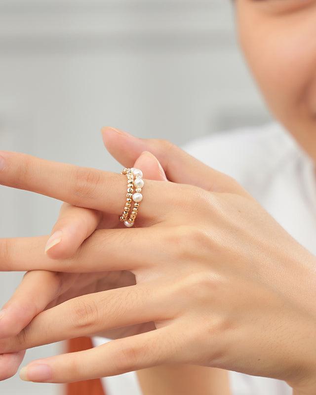 Stylish Elastic Pearl Ring for Everyday Wear