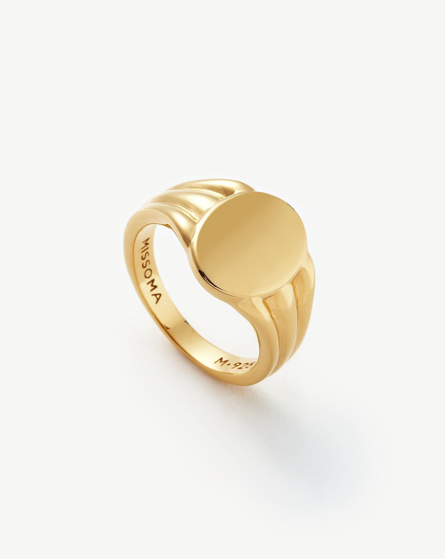 Oval Engravable Signet Ring in 18k Gold Vermeil