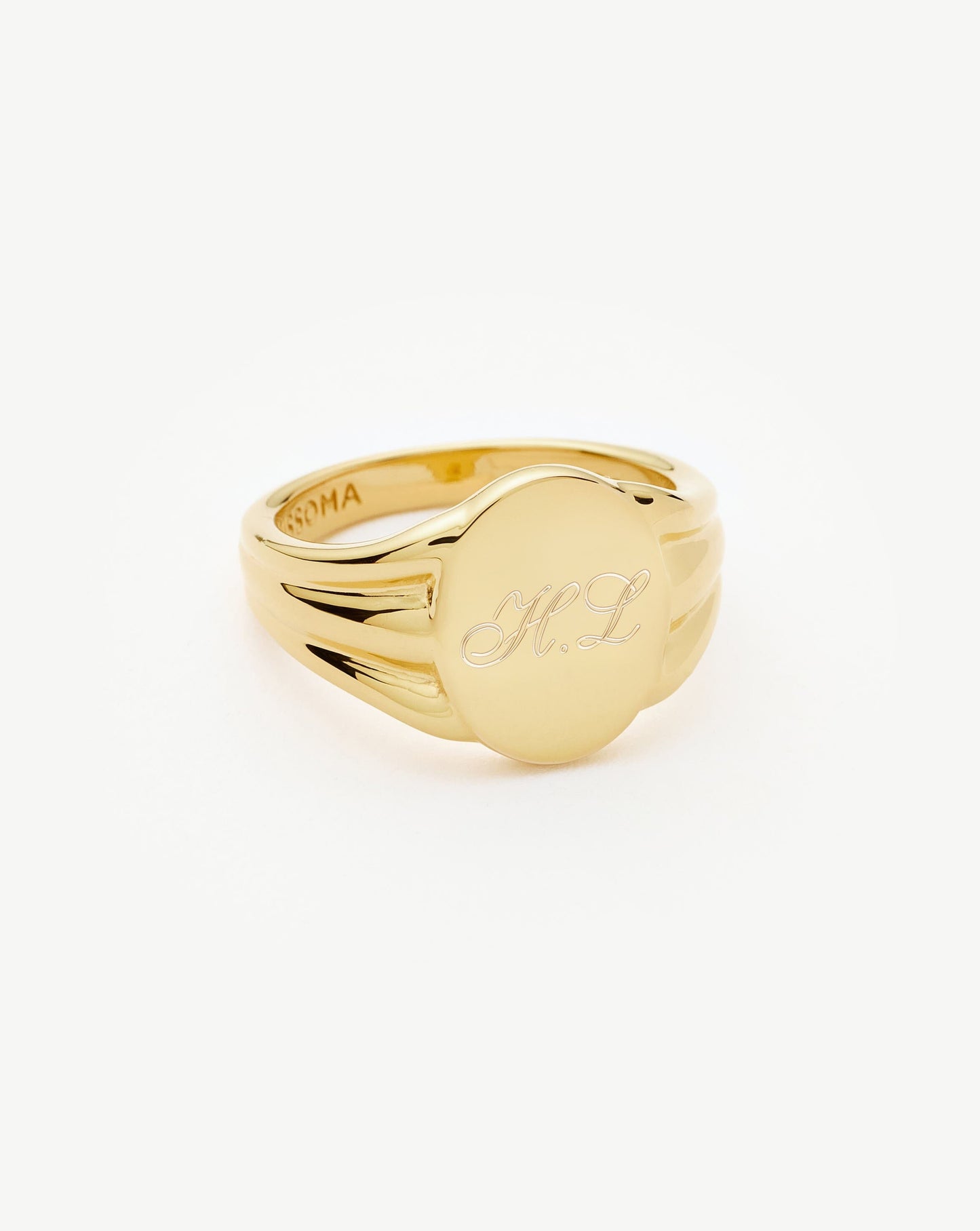 Oval Engravable Signet Ring in 18k Gold Vermeil