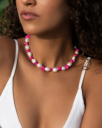 Pink Pearl Choker Stylish Neckwear Accessory