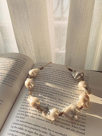 Baroque Pearl Choker Necklace for Elegant Look