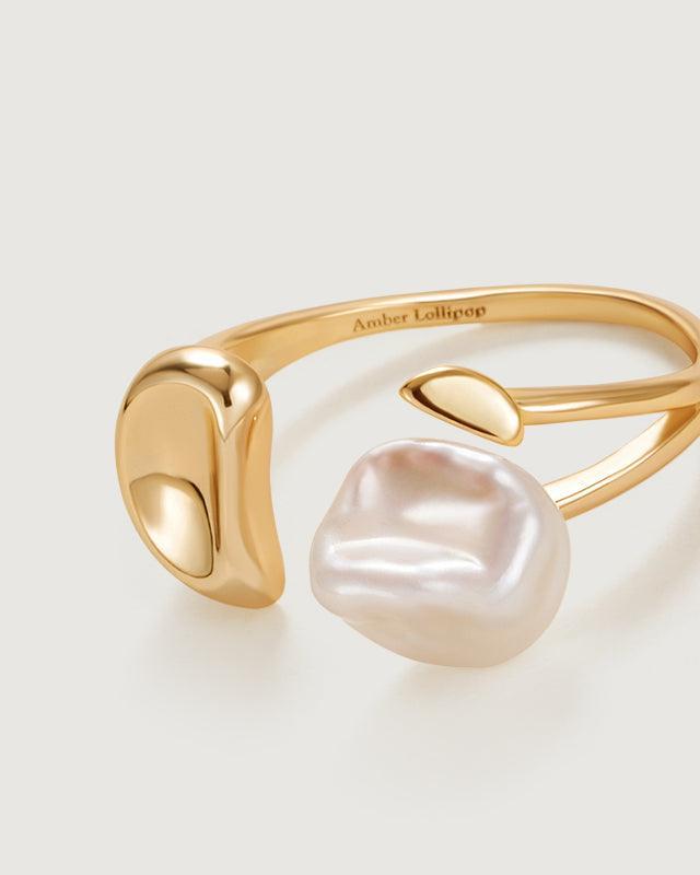 Lilac Pearl Decorative Ring for Elegant Style