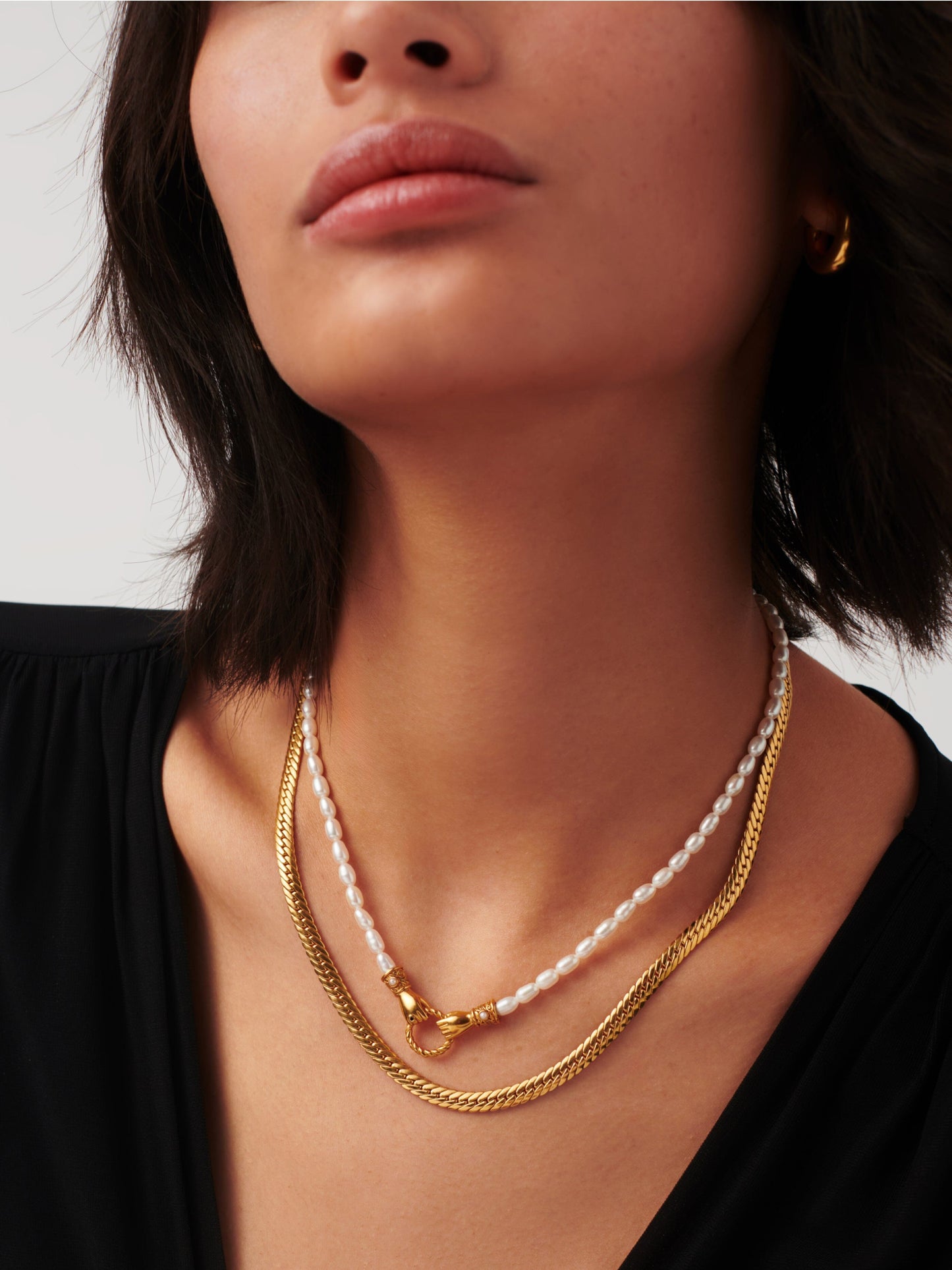 Pearl Pendant Necklace in Gold Plated Design