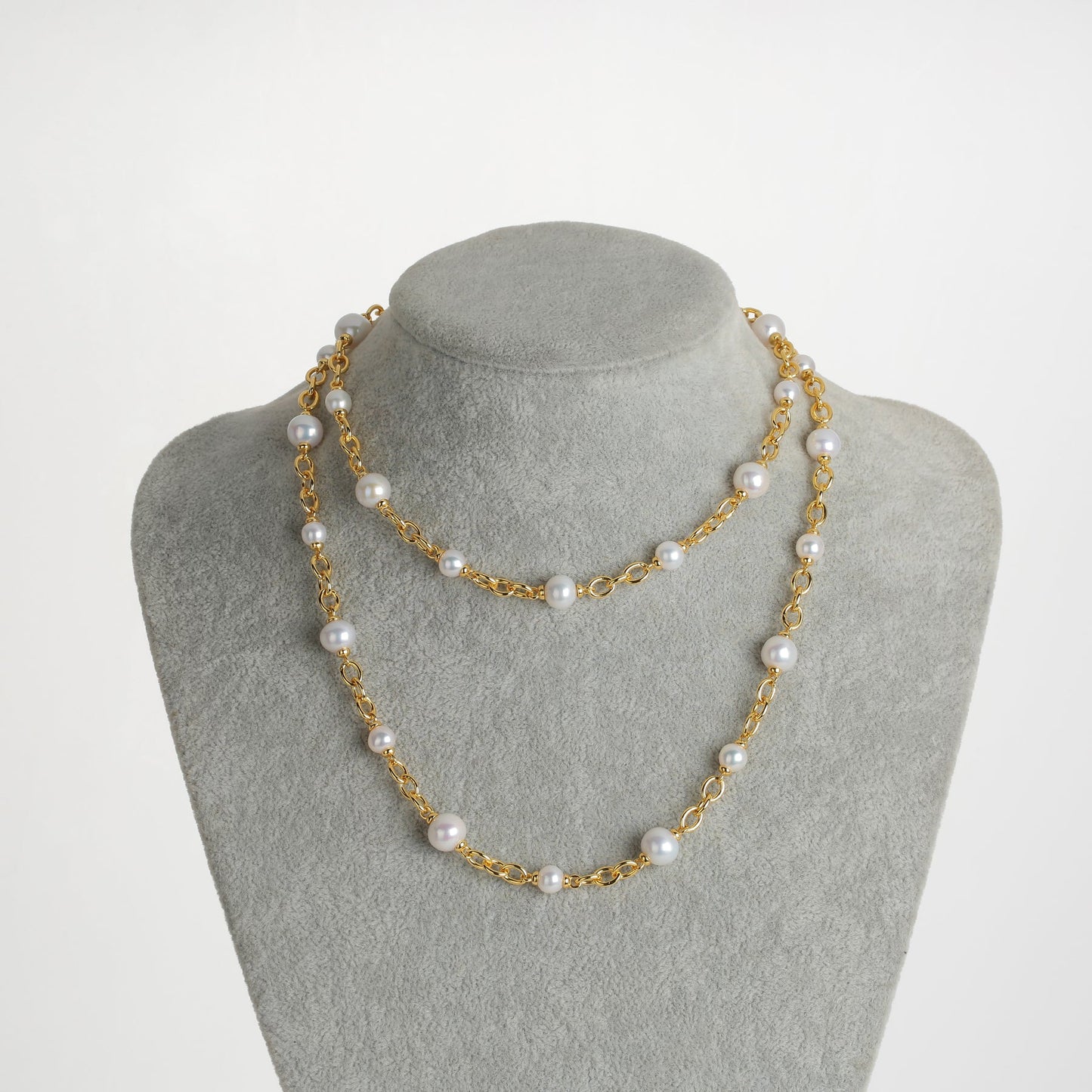 Bold Freshwater Pearl Necklace for Unique Style