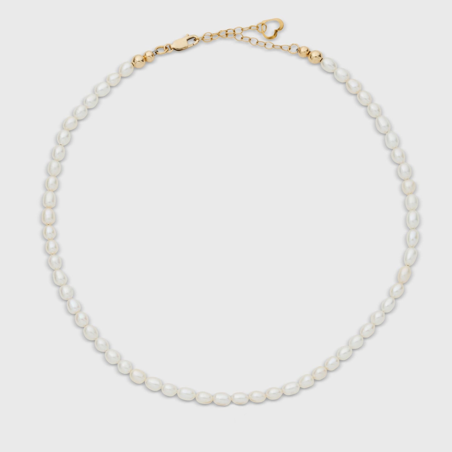 Elegant Pearl Choker Necklace in Classic Design