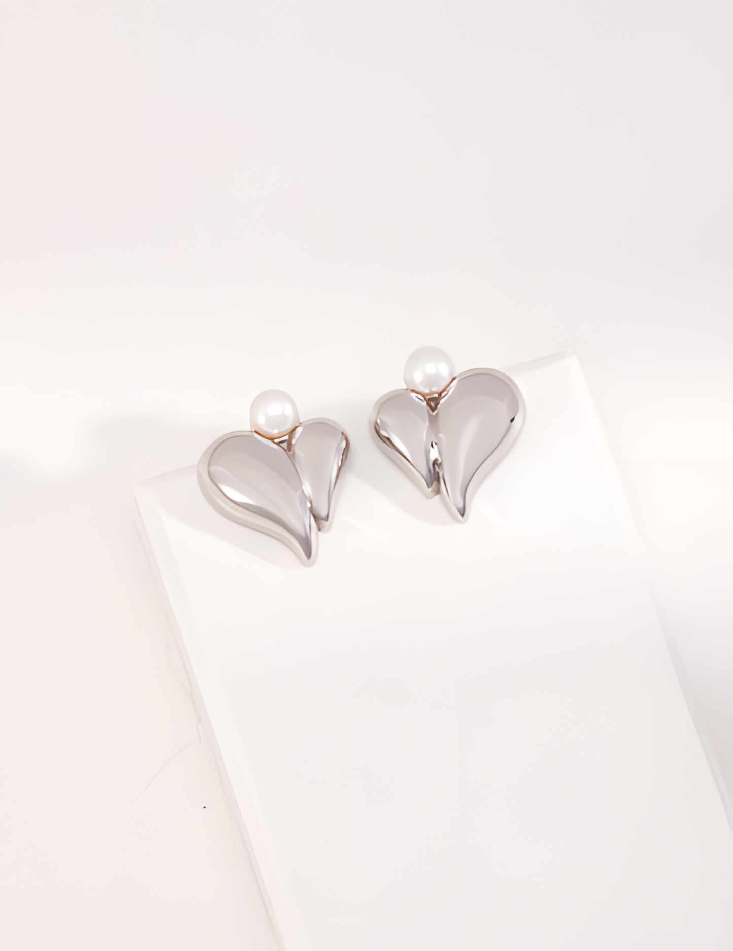 Silver Pearl Earrings