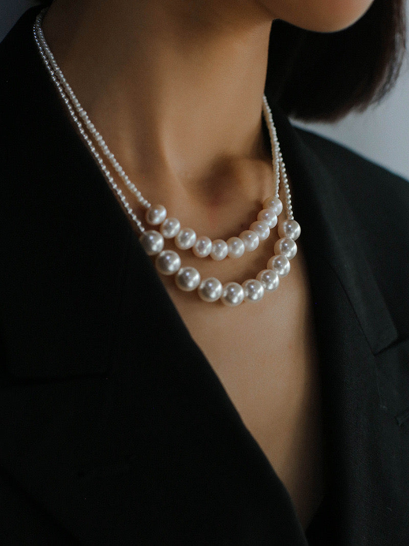 Elegant Beaded Pearl Pendant Necklace