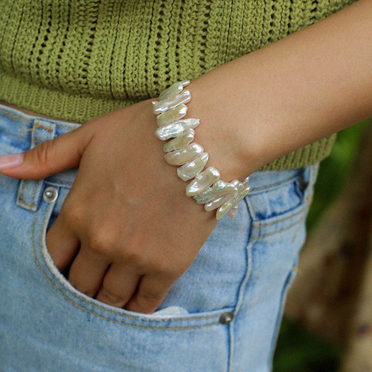 Elegant Baroque Pearl Chain Bracelet Design