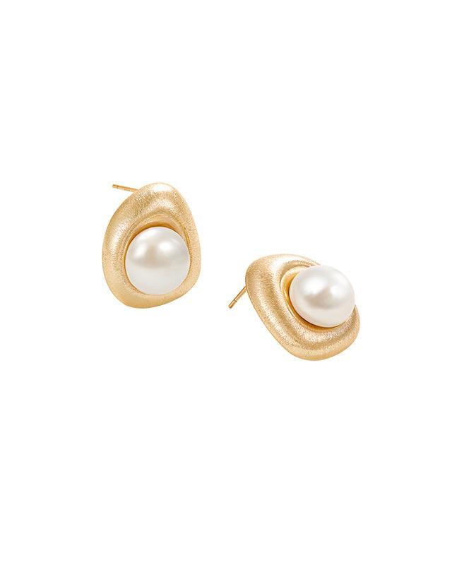 Baroque Pearl Earrings in Island Style