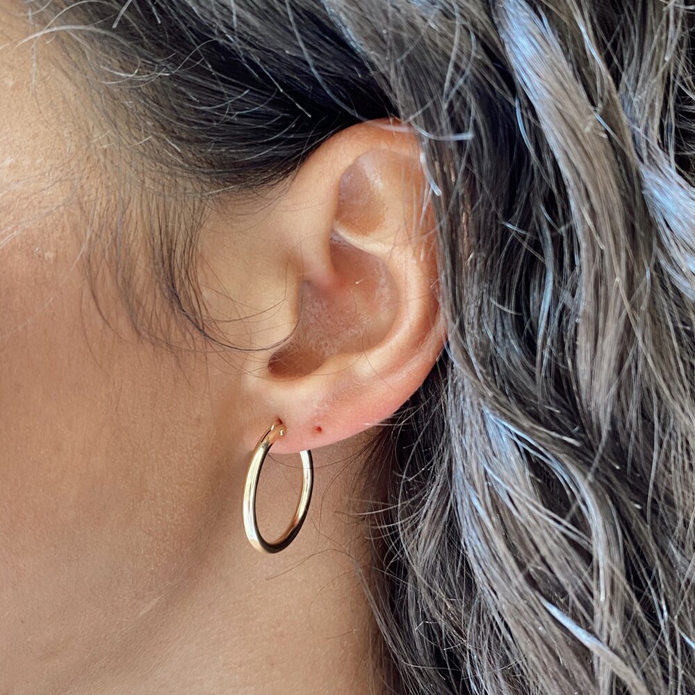 Simple Silver Everyday Hoop Earrings