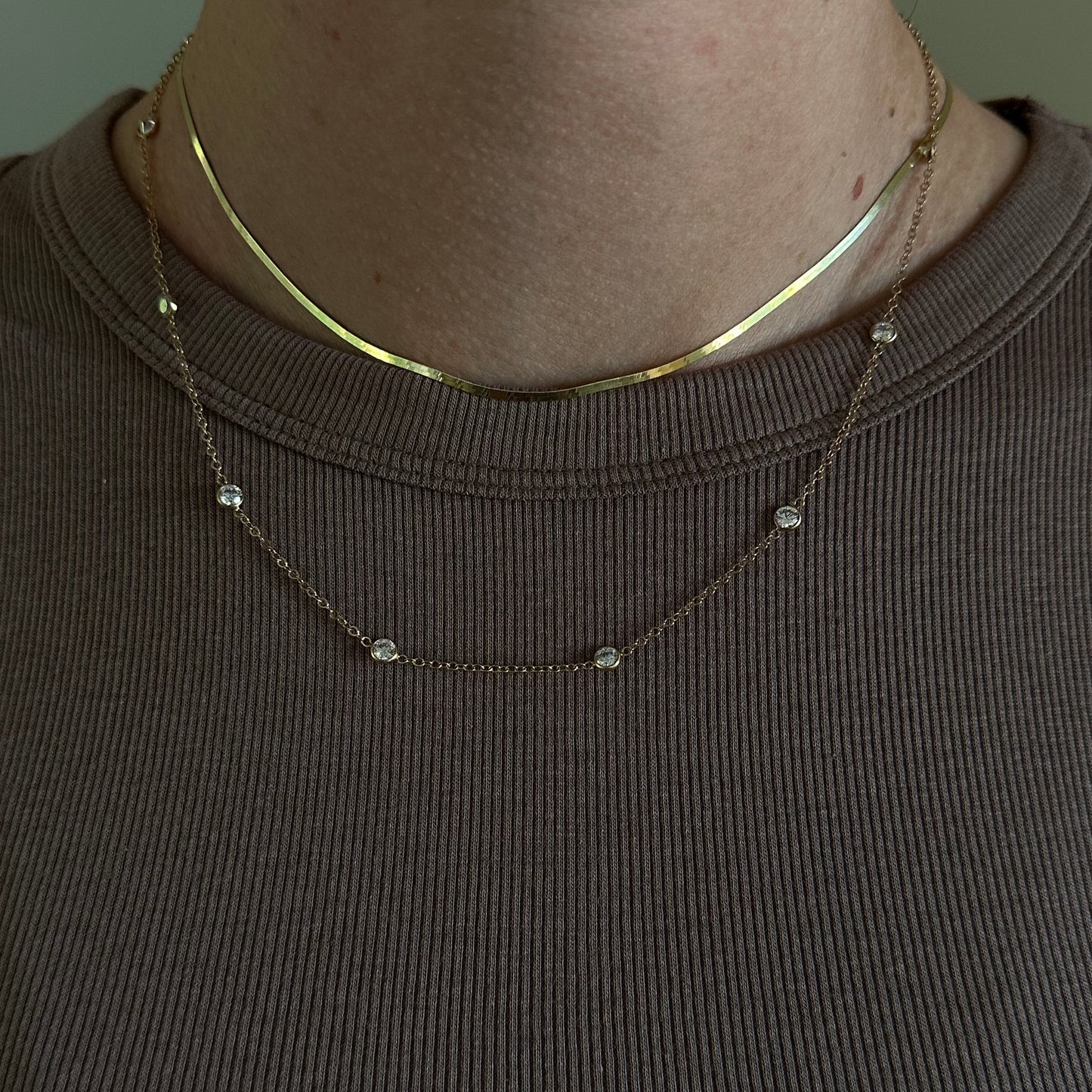 Stylish Necklace in Modern Design