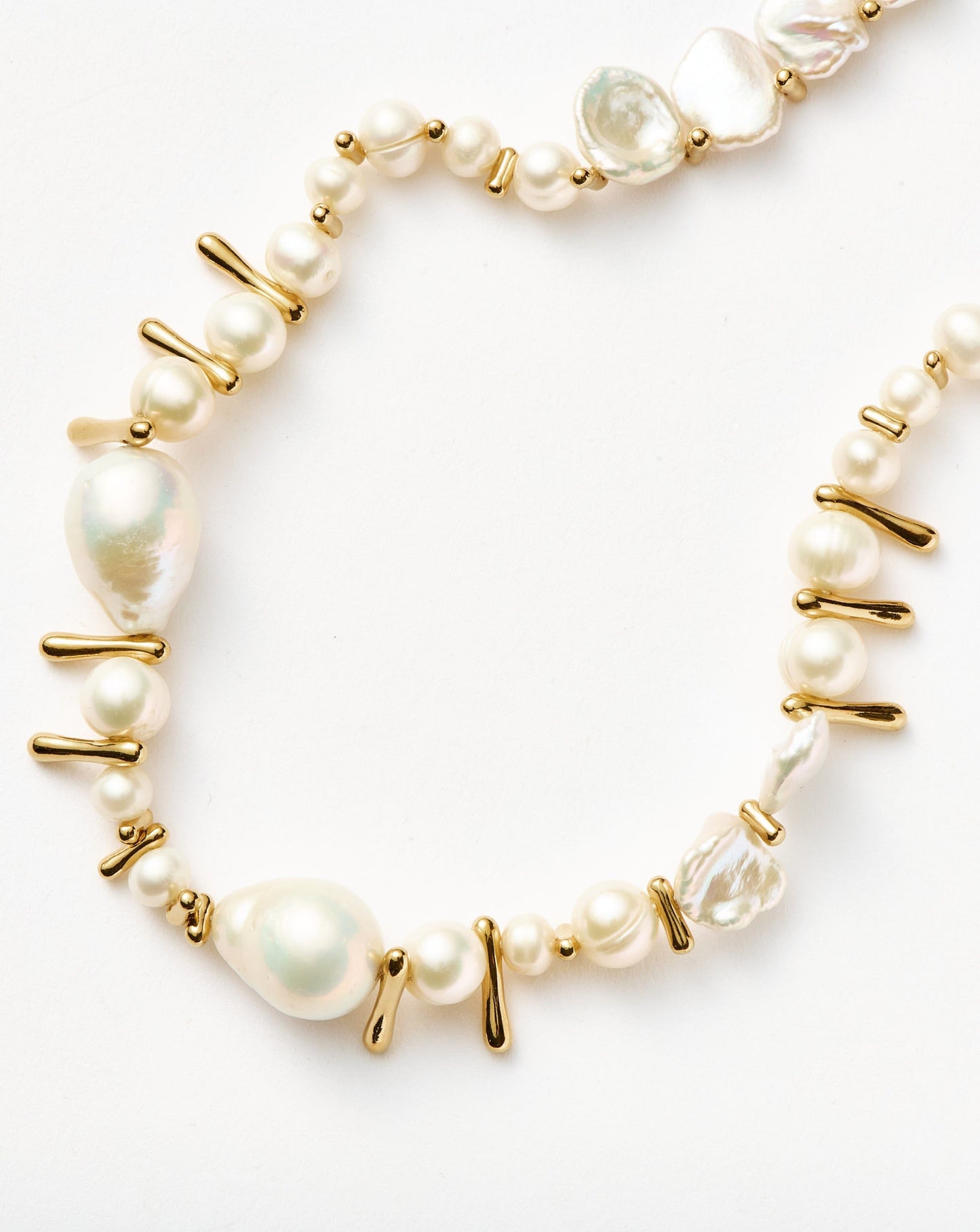 Mixed Pearl Beaded Necklace with Gold Plating