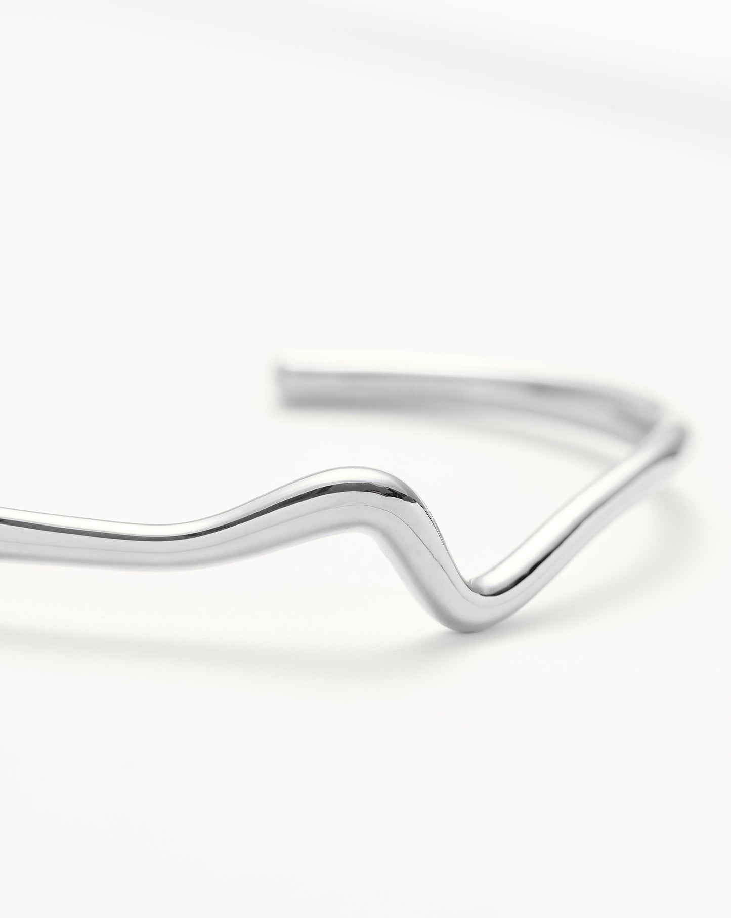 Sculpted Wave Design Cuff Bracelet in Silver