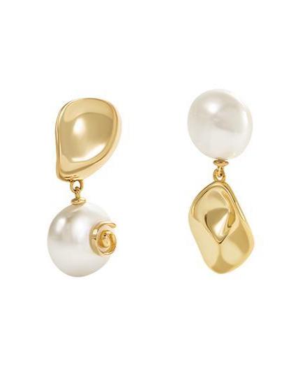 Elegant Baroque Pearl Earrings for Stylish Look