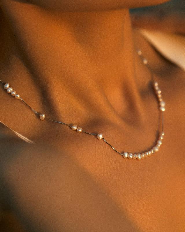 Elegant Pearl Necklace in Moonlight Design