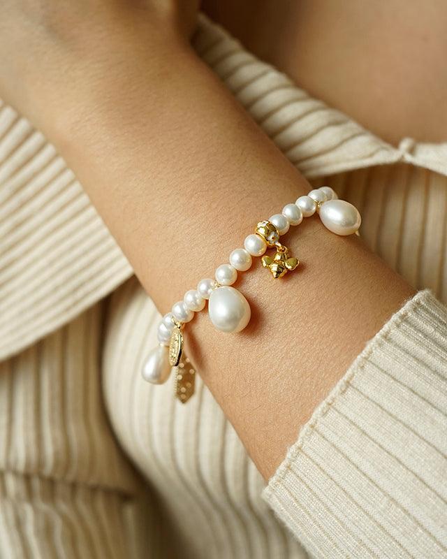 Baroque Pearl Bracelet in Moonlight Style