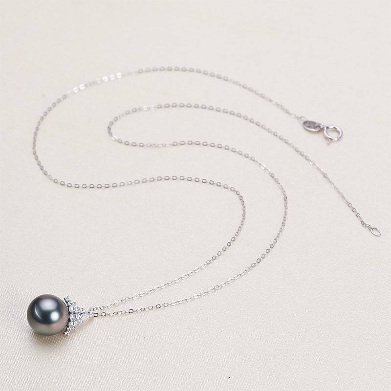 Tahitian Pearl and Queen Pendant Necklace 10-11mm