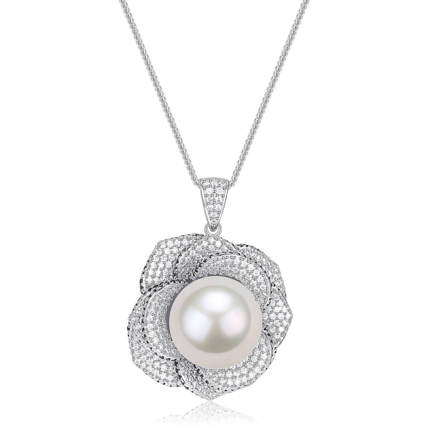 Freshwater Pearl Floral Pendant Necklace in Silver