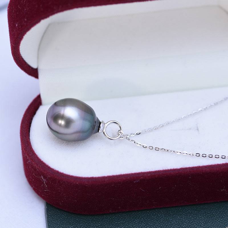 Baroque Pearl and Teardrop Pendant Necklace in Silver