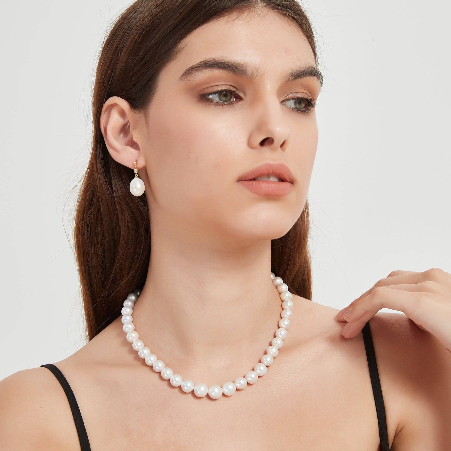 Graduated Strand Necklace with Large White Freshwater Pearls