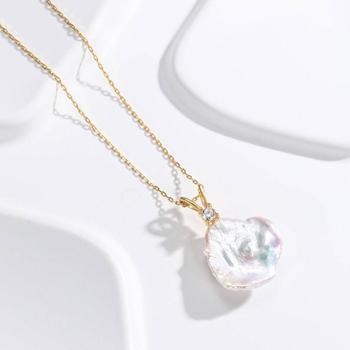 Floral Baroque Pearl Necklace with Petal Shape