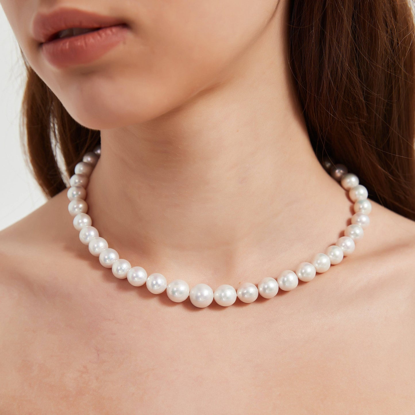 Graduated Strand Necklace with Large White Freshwater Pearls