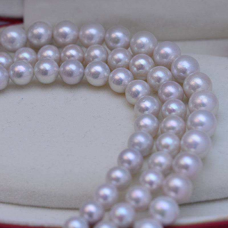 Graduated Strand Necklace with Large White Freshwater Pearls