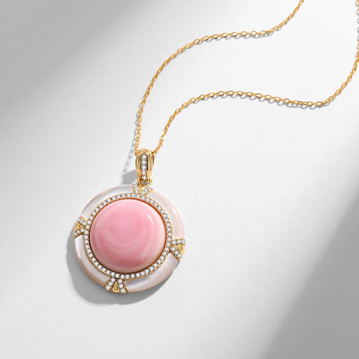 Pink Conch Shell and Pearls Princess Necklace