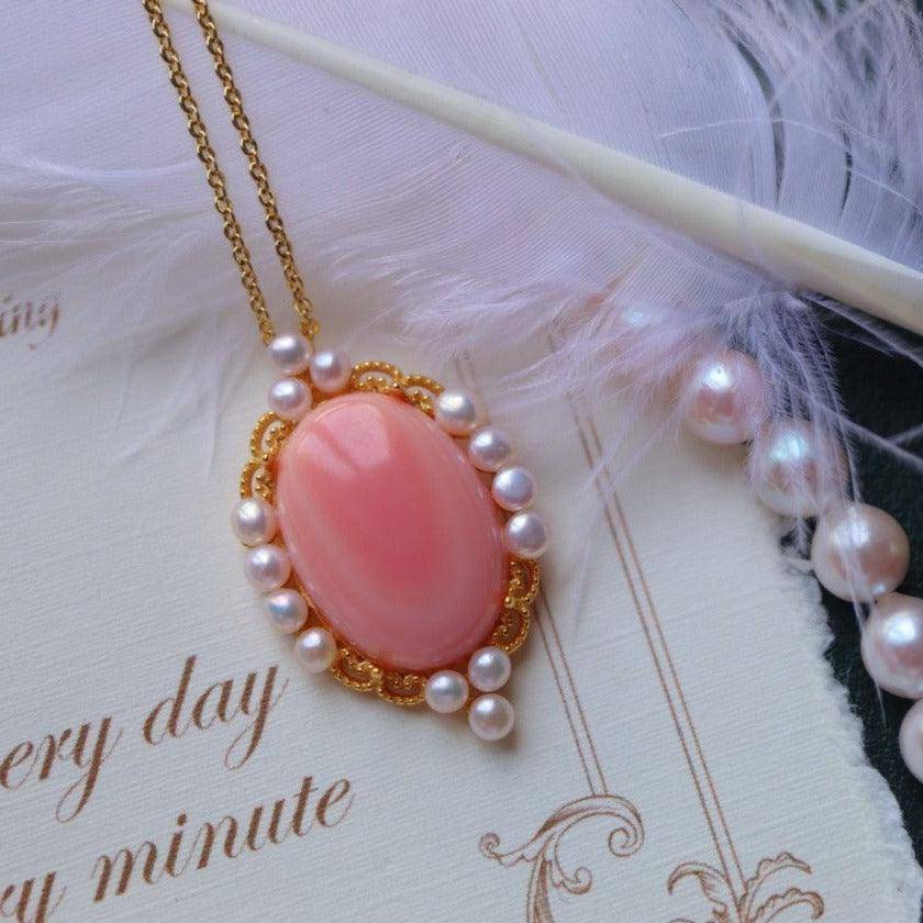 Pink Conch Shell Pearl Earrings and Necklace Set