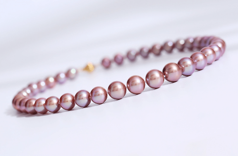 Purple Freshwater Pearl Necklace 7.5 to 8 Millimeter